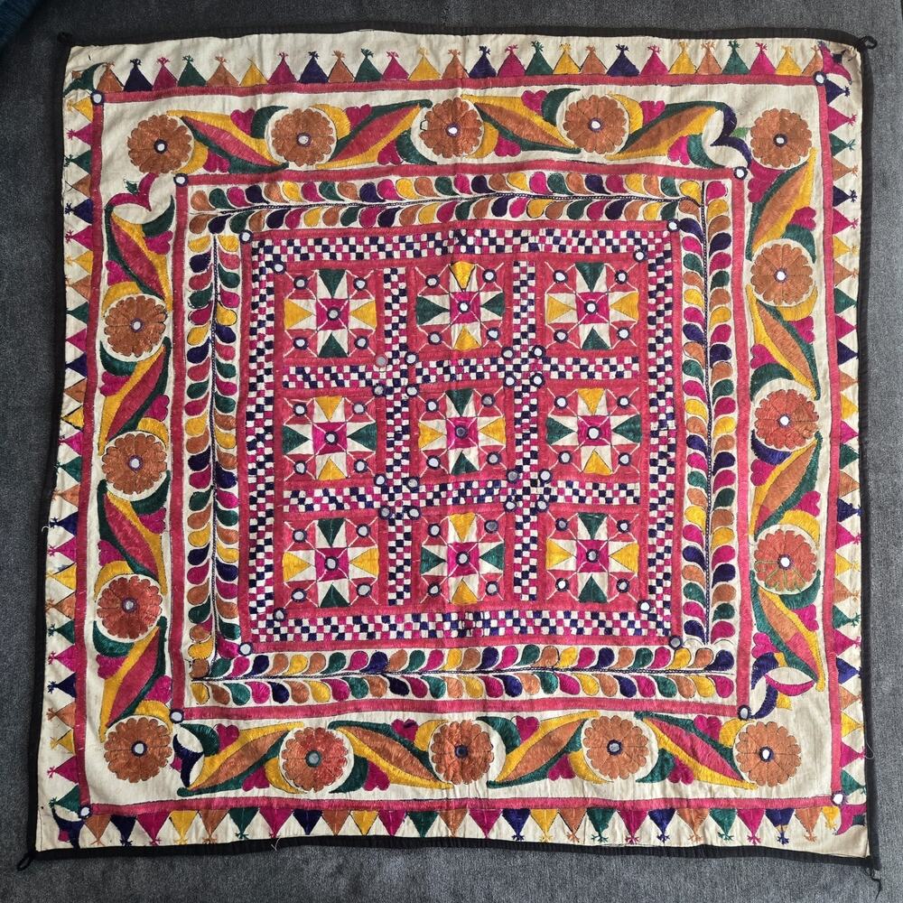 Vtg 70s Gujarati Kutch Hand Embroidered Mirror Work Indian Tapestry Wall Hanging